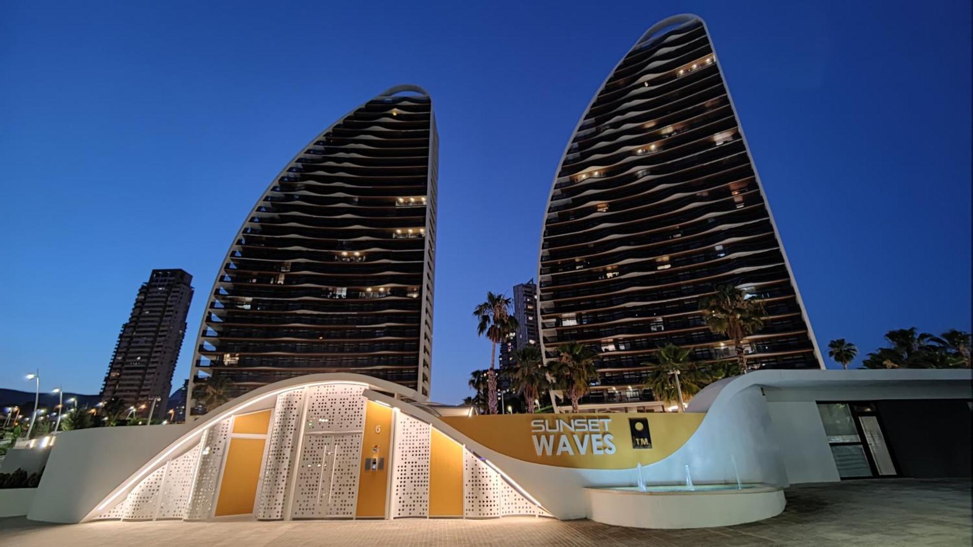 Sunset Waves Relax Apartment Benidorm Luaran gambar